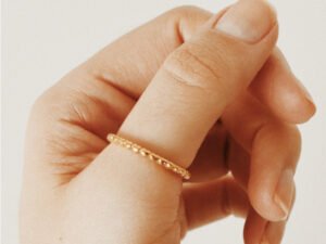 Simple 18k Gold Ring